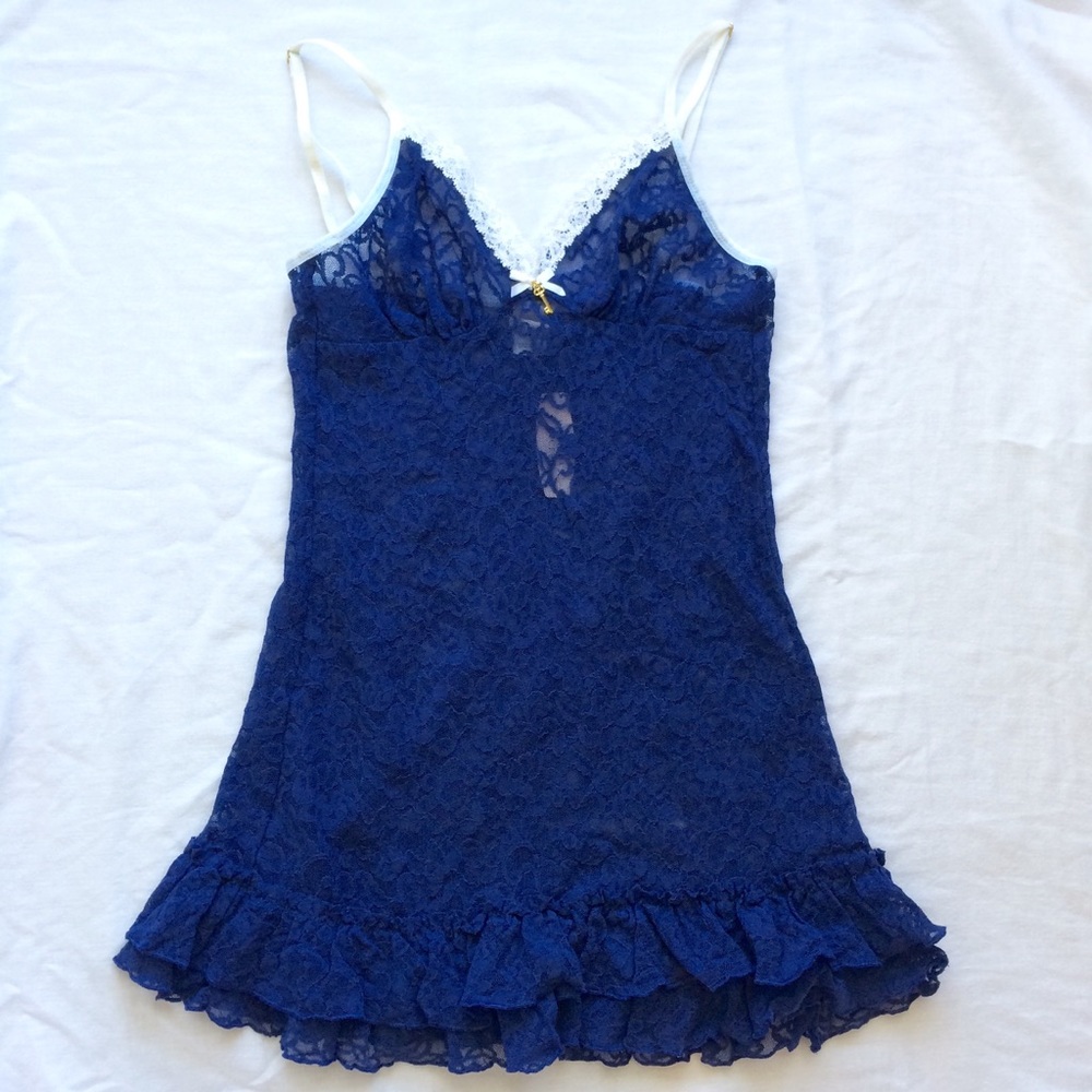 NWT Victoria's Secret lace camisole